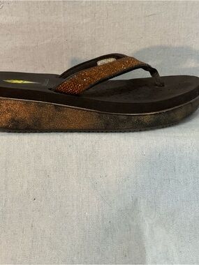 Volatile  Glitter Platform Flip Flop Wedge Sandals with Embellished Straps/ 7  A